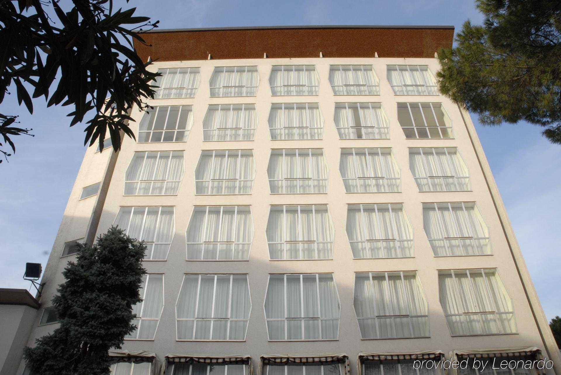 Hotel Della Citta Et De La Ville Forlì Kültér fotó